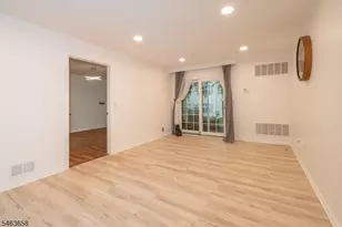 172 Potomac Dr, Bernards Township, NJ 07920 - Photo 8