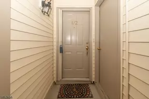 172 Potomac Dr, Bernards Township, NJ 07920 - Photo 4