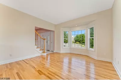 413 N Prospect St, Lopatcong Township, NJ 08865 - Photo 8