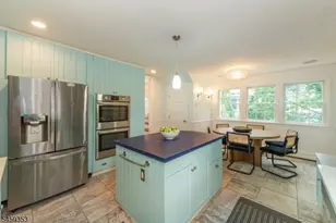 12 Melrose Pl, Montclair, NJ 07042 - Photo 18