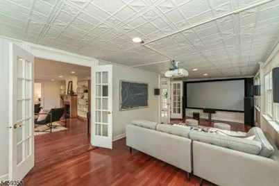 12 Melrose Pl, Montclair, NJ 07042 - Photo 10