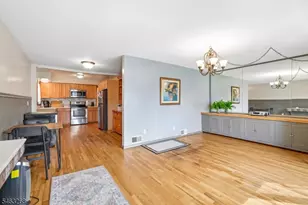 933 McCandless Pl, Linden, NJ 07036 - Photo 4