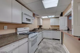 45 Mullarkey Dr, West Orange Township, NJ 07052 - Photo 28