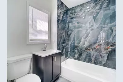 37 Philip Pl, Irvington, NJ 07111 - Photo 14