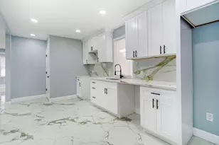 37 Philip Pl, Irvington, NJ 07111 - Photo 6