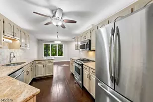 2 Parkside Terrace, Woodland Park, NJ 07424 - Photo 4