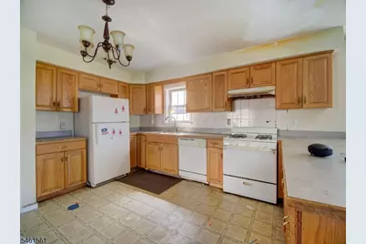 134 S Grove St, East Orange, NJ 07018 - Photo 4