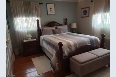 111 W Munsell Ave, Linden, NJ 07036 - Photo 18
