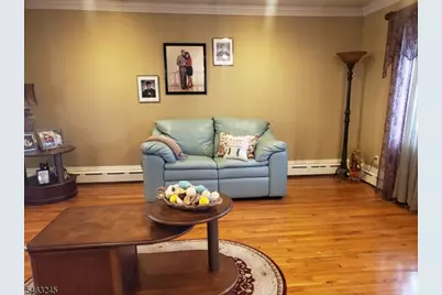111 W Munsell Ave, Linden, NJ 07036 - Photo 24