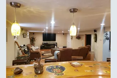 111 W Munsell Ave, Linden, NJ 07036 - Photo 42