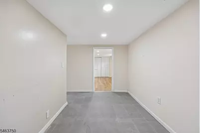 21 East 5th St, Clifton, NJ 07011 - Photo 36