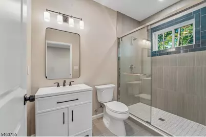 6 Chamberlain Ln, Mount Olive, NJ 07828 - Photo 20