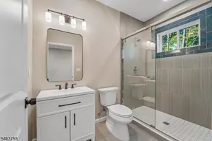 6 Chamberlain Ln, Mount Olive, NJ 07828 - Photo 20