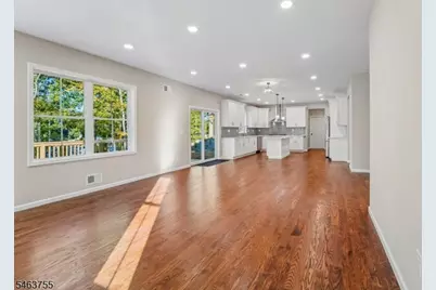 6 Chamberlain Ln, Mount Olive, NJ 07828 - Photo 10