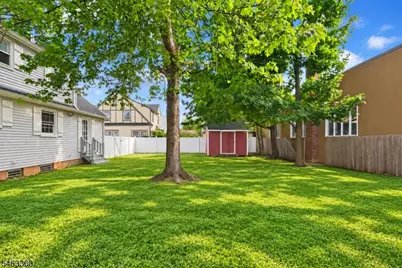 825 Bishop St, Union Township, NJ 07083 - Photo 6