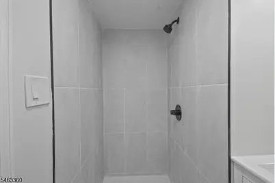 825 Bishop St, Union Township, NJ 07083 - Photo 36