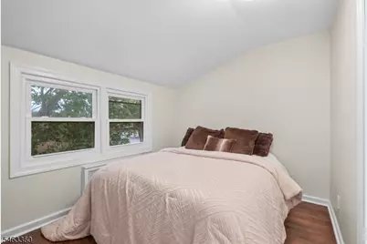 825 Bishop St, Union Township, NJ 07083 - Photo 26