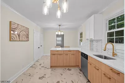 825 Bishop St, Union Township, NJ 07083 - Photo 22