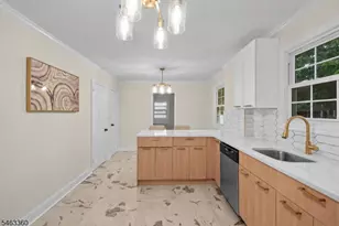 825 Bishop St, Union Township, NJ 07083 - Photo 22