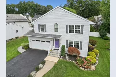 19 Kinder Dr, Bloomfield, NJ 07003 - Photo 2