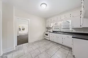 11 Evergreen Ave, Bloomfield, NJ 07003 - Photo 2
