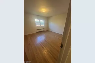 12 Gordon Ct, Bloomfield, NJ 07003 - Photo 8