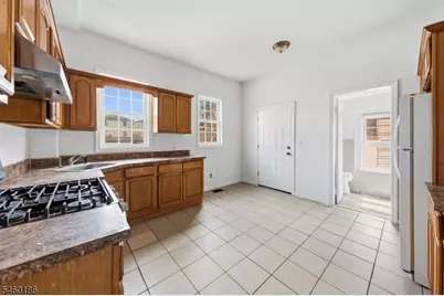 565 Madison Ave, Elizabeth, NJ 07201 - Photo 14