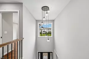 8 Chamberlain Ln, Mount Olive, NJ 07828 - Photo 22