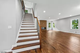 8 Chamberlain Ln, Mount Olive, NJ 07828 - Photo 20