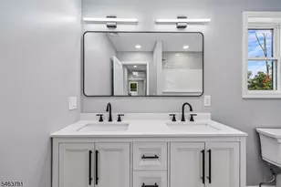 8 Chamberlain Ln, Mount Olive, NJ 07828 - Photo 34