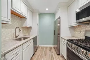 171 Terrace Dr, Chatham Township, NJ 07928 - Photo 4