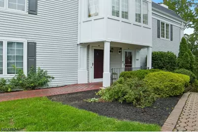 171 Terrace Dr, Chatham Township, NJ 07928 - Photo 2