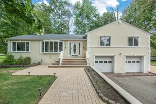 531 Mountain Ave, North Caldwell, NJ 07006 - Photo 2