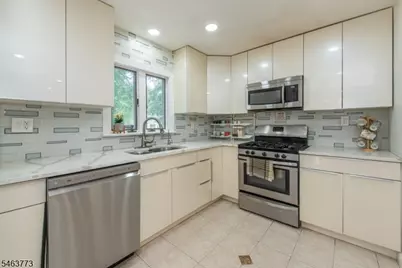531 Mountain Ave, North Caldwell, NJ 07006 - Photo 16