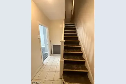146 Leslie St, Newark, NJ 07112 - Photo 14