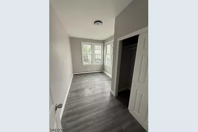 146 Leslie St, Newark, NJ 07112 - Photo 10