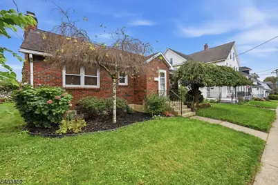 378 Ann St, Phillipsburg, NJ 08865 - Photo 2