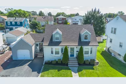 55 Samuel Ave, Clifton, NJ 07013 - Photo 2
