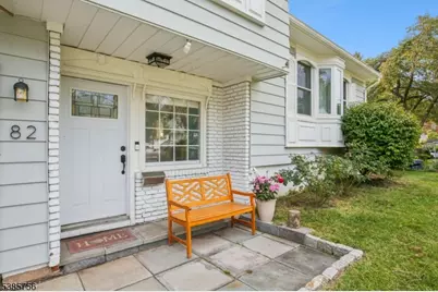 82 Eaton Pl, Bloomfield, NJ 07003 - Photo 2