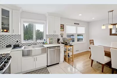 82 Eaton Pl, Bloomfield, NJ 07003 - Photo 14
