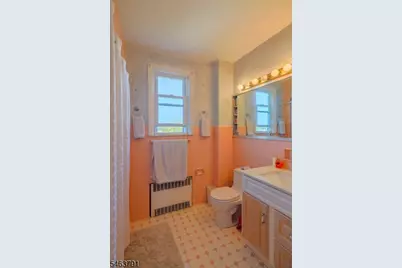 2035 Balmoral Ave, Union Township, NJ 07083 - Photo 22