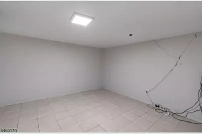 310 Main St, South Hackensack Township, NJ 07606 - Photo 14