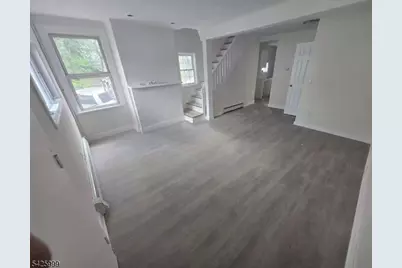 232 William St, Orange, NJ 07050 - Photo 2