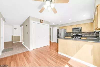 100 Howell Ave, Woodbridge Township, NJ 08863 - Photo 12