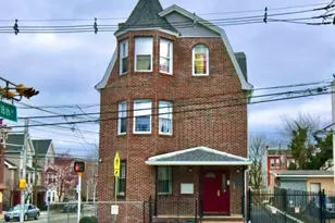 659 S 17th St, Newark, NJ 07103 - Photo 14
