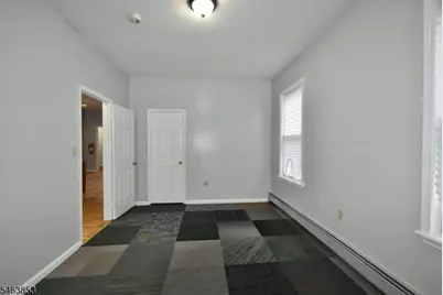 659 S 17th St #2, Newark, NJ 07103 - Photo 12