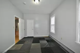 659 S 17th St, Newark, NJ 07103 - Photo 12