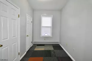 659 S 17th St, Newark, NJ 07103 - Photo 10