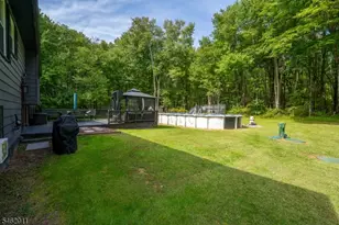 738 County Rd 579, Raritan Township, NJ 08822 - Photo 24