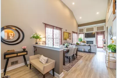 66 Saratoga Ct, Franklin Township, NJ 08873 - Photo 10